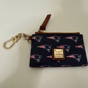 NEW UNUSED PERFECT Patriots Dooney & Bourke Wallet Cardholder